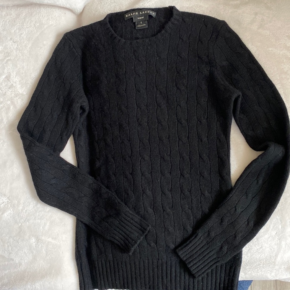 VERY GENTLY used, worn handful of times! Ralph Lauren Black Label Sweater, Small